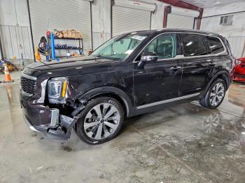  Salvage Kia Telluride