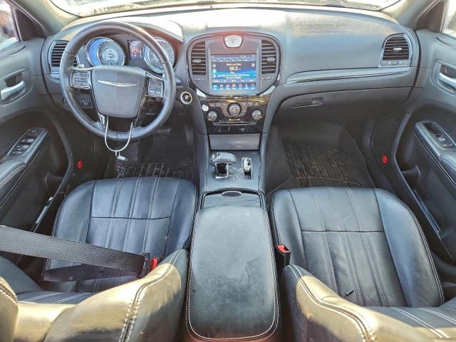 Chrysler 300 S Image 7