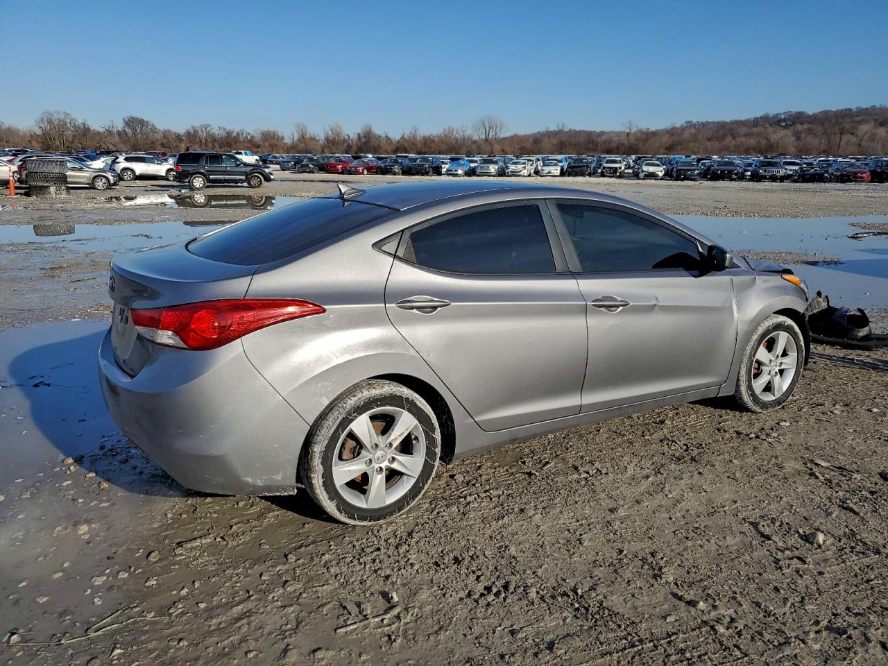 Hyundai ELANTRA Gls Image 11