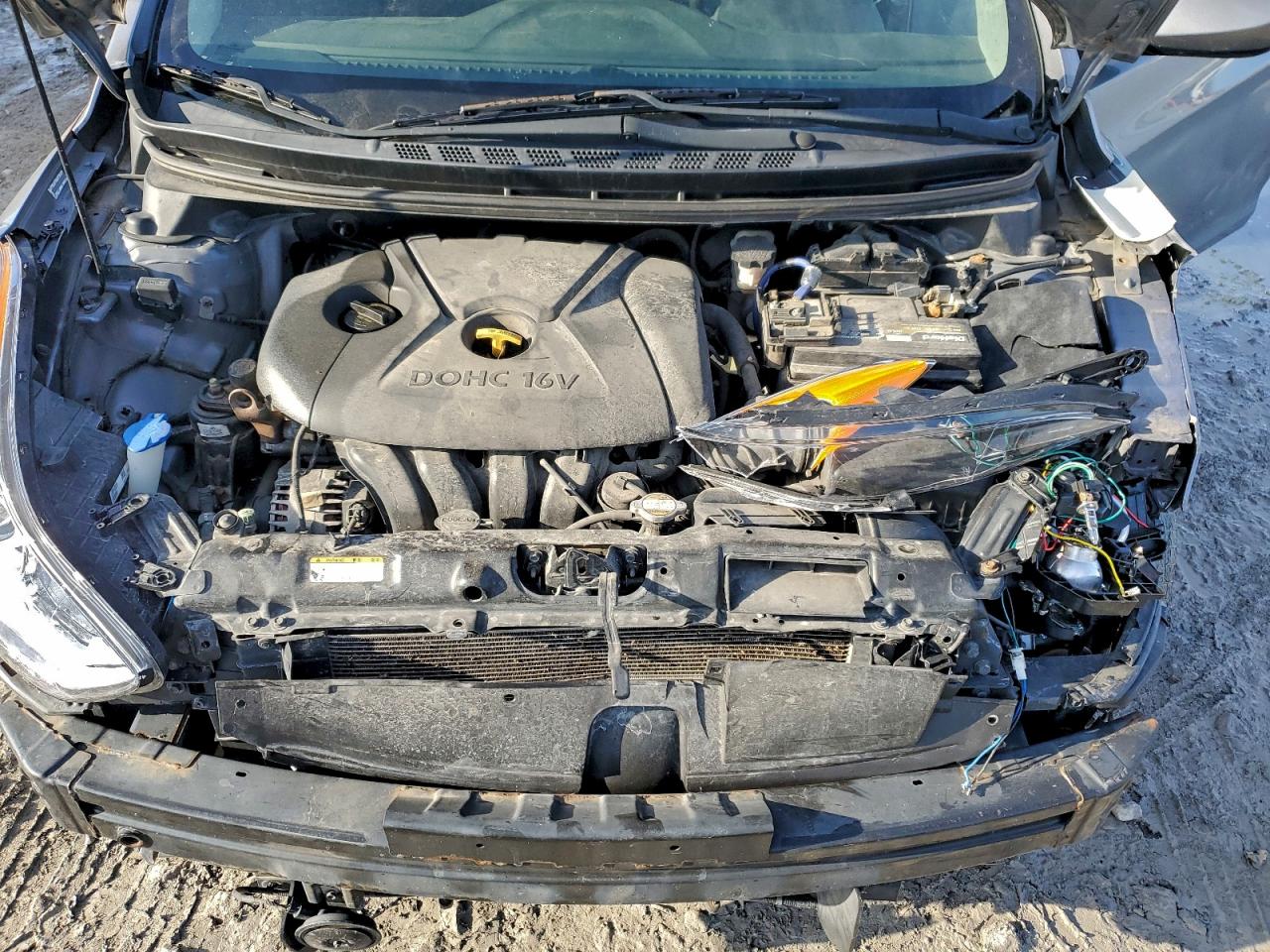 Hyundai ELANTRA Gls Image 13