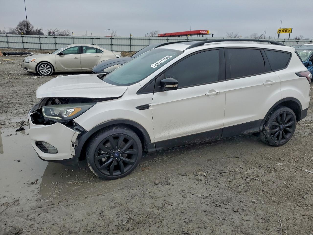 Ford Escape Titanium Image 1