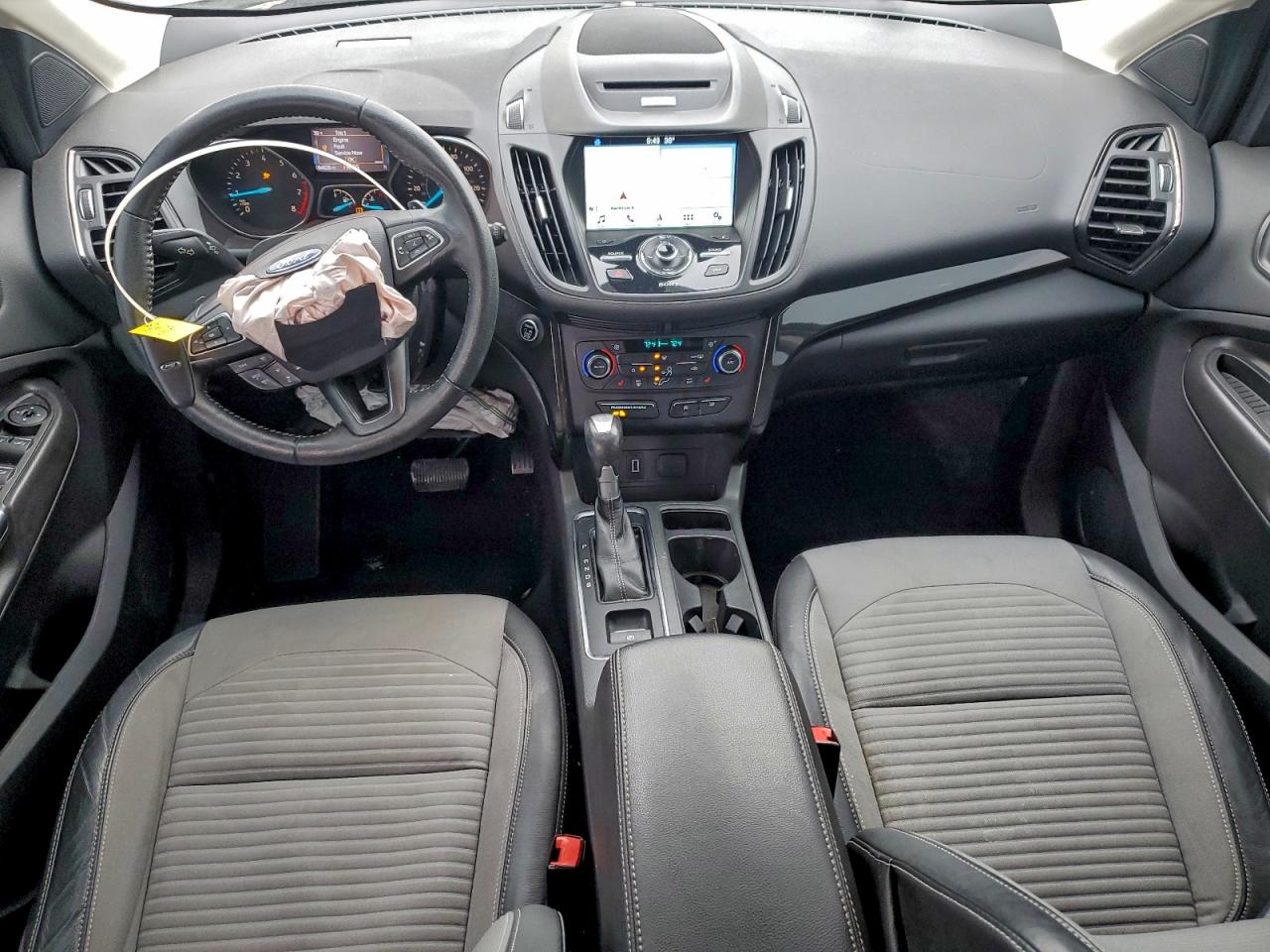 Ford Escape Titanium Image 7