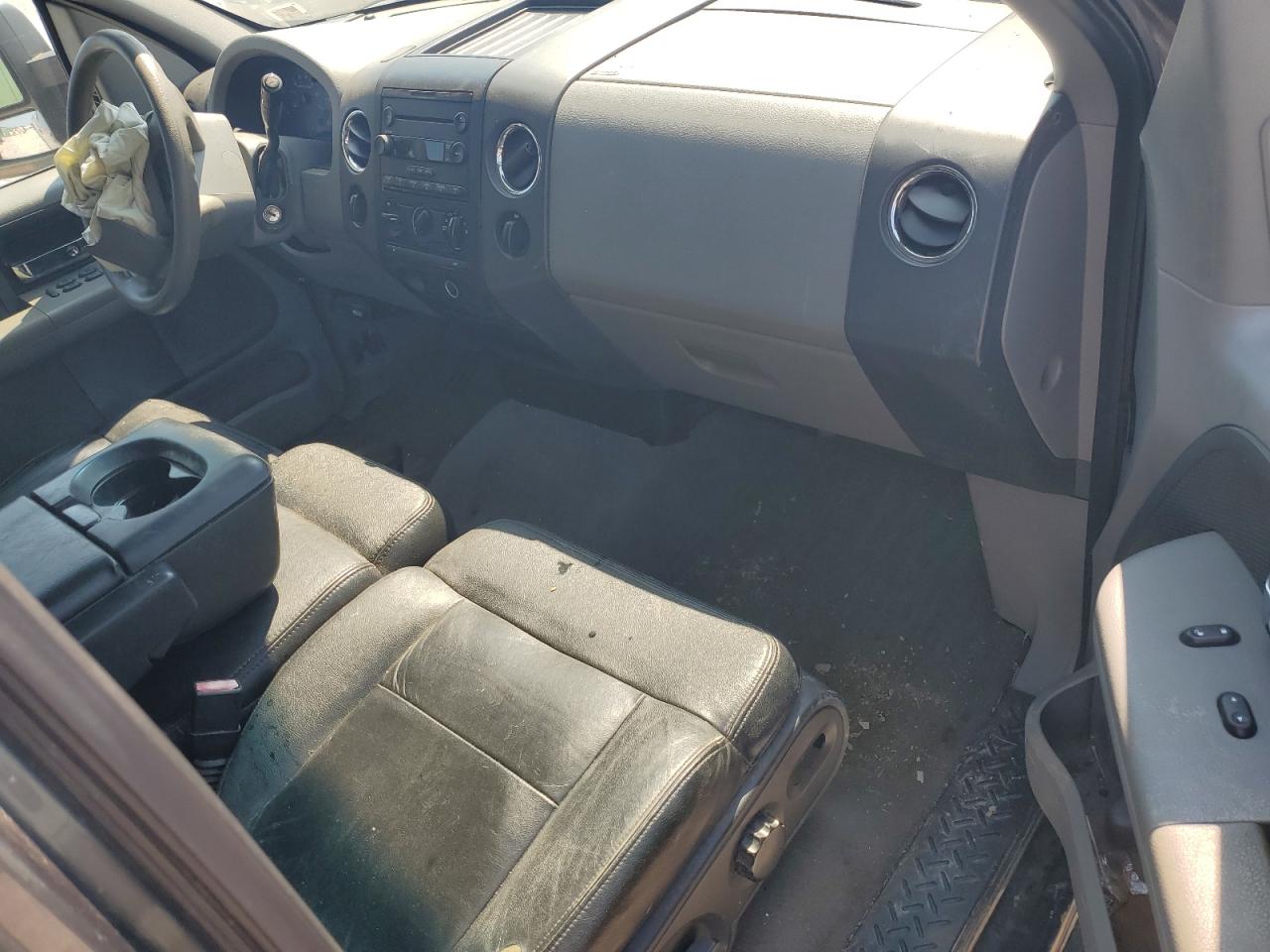 Ford F-150 Supercrew Image 3