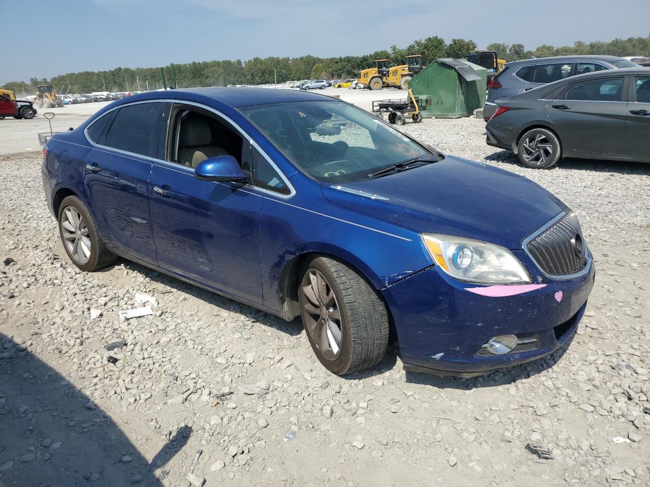 Buick Verano Image 8
