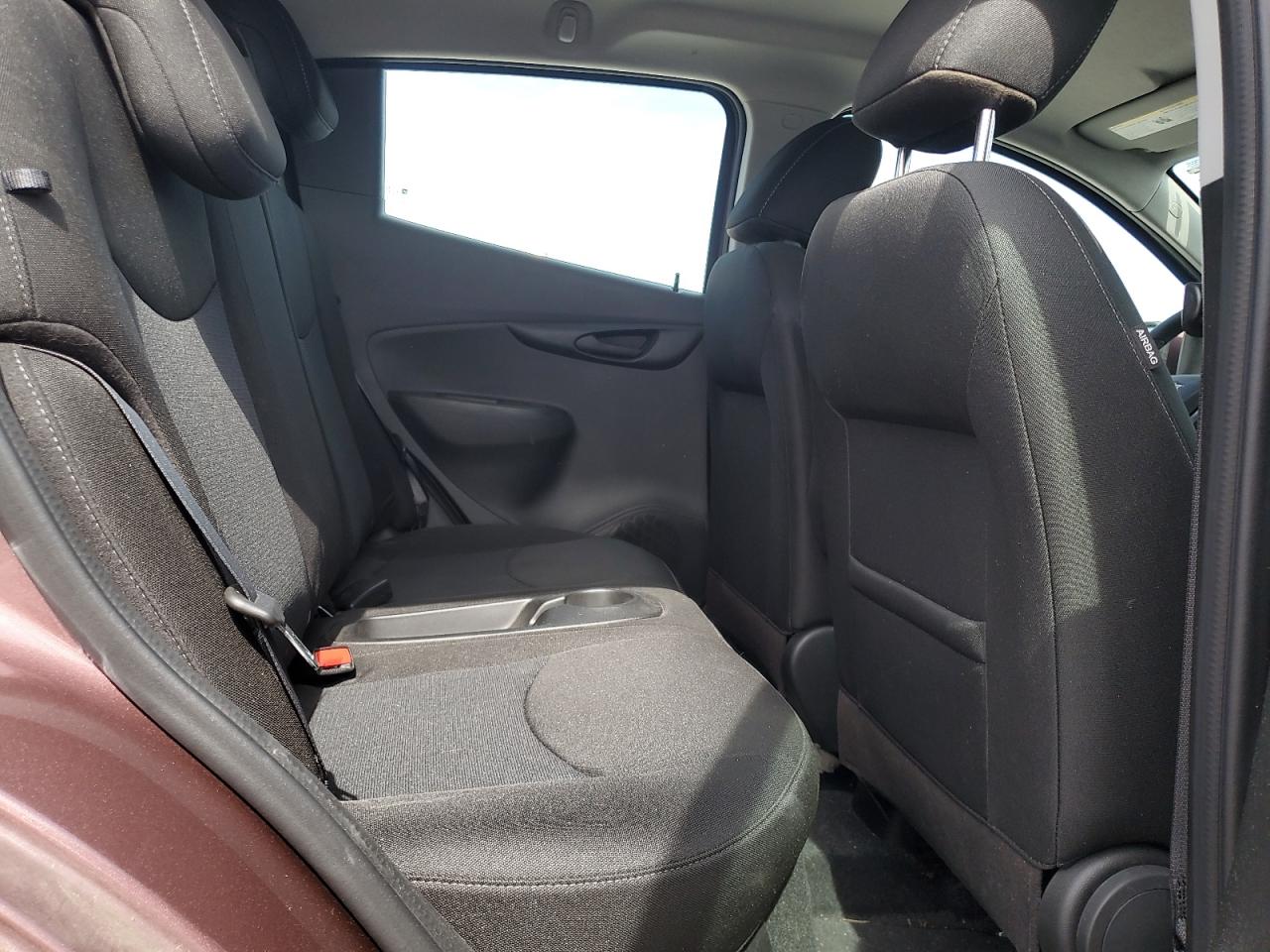 Chevrolet Spark 1lt Image 11