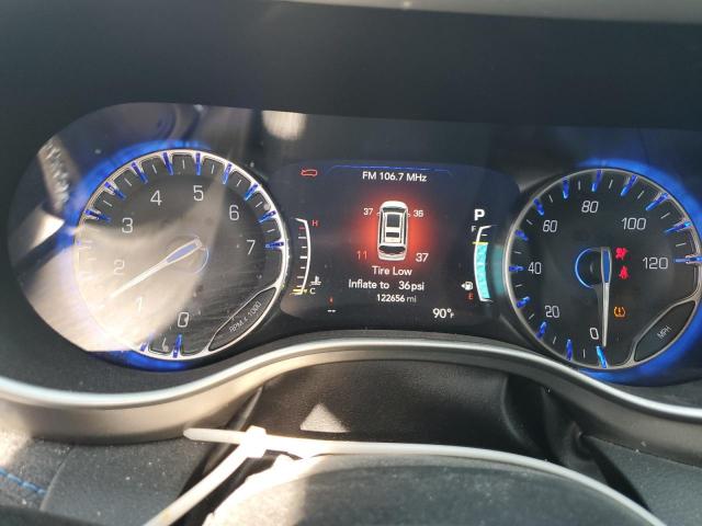 Chrysler Pacifica Touring L Image 14