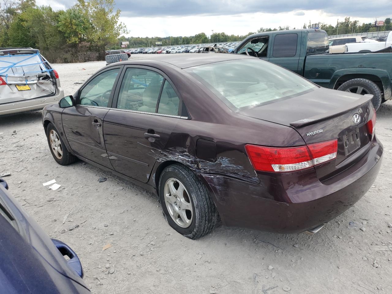 Hyundai SONATA Gls Image 9