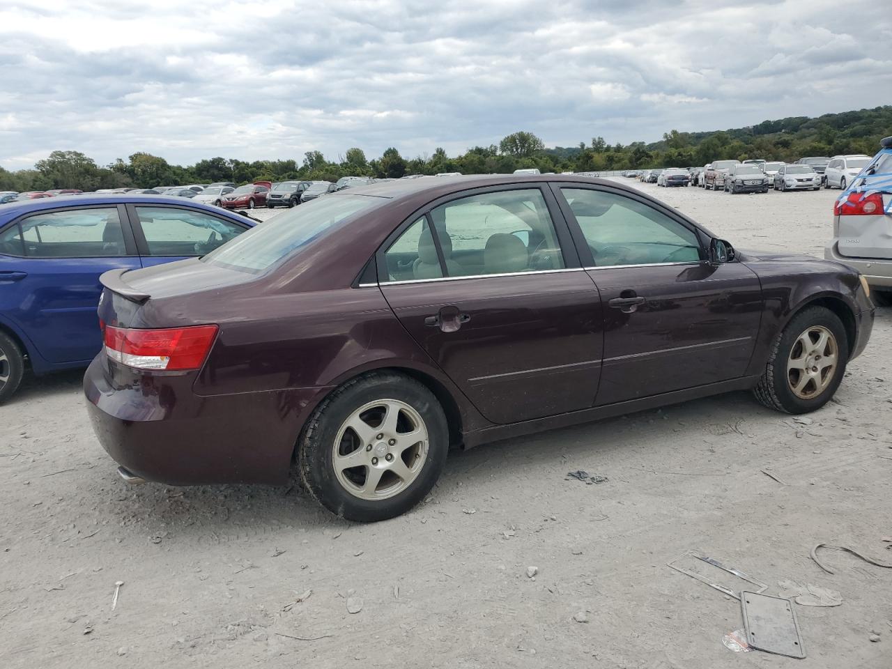 Hyundai SONATA Gls Image 8