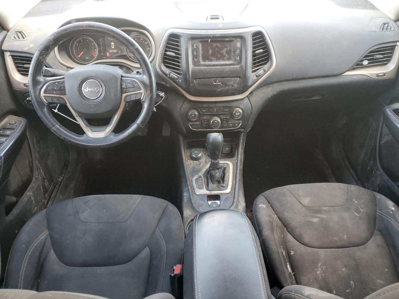 Jeep Grand Cherokee Latitude Image 9