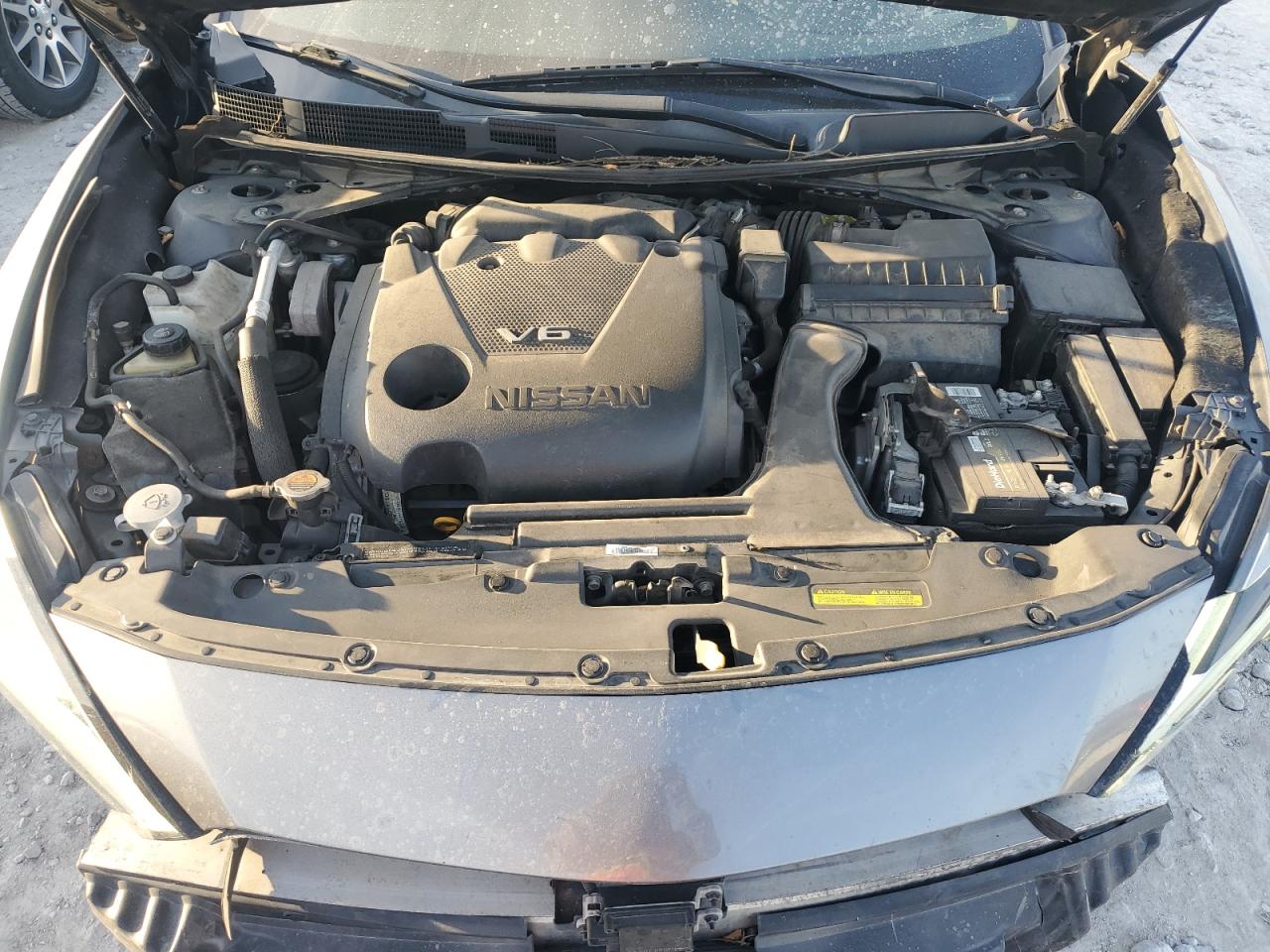 Nissan Maxima S Image 2