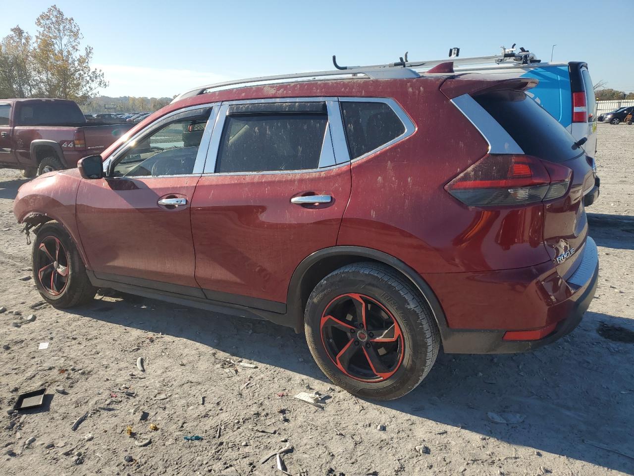 Nissan Rogue S Image 13