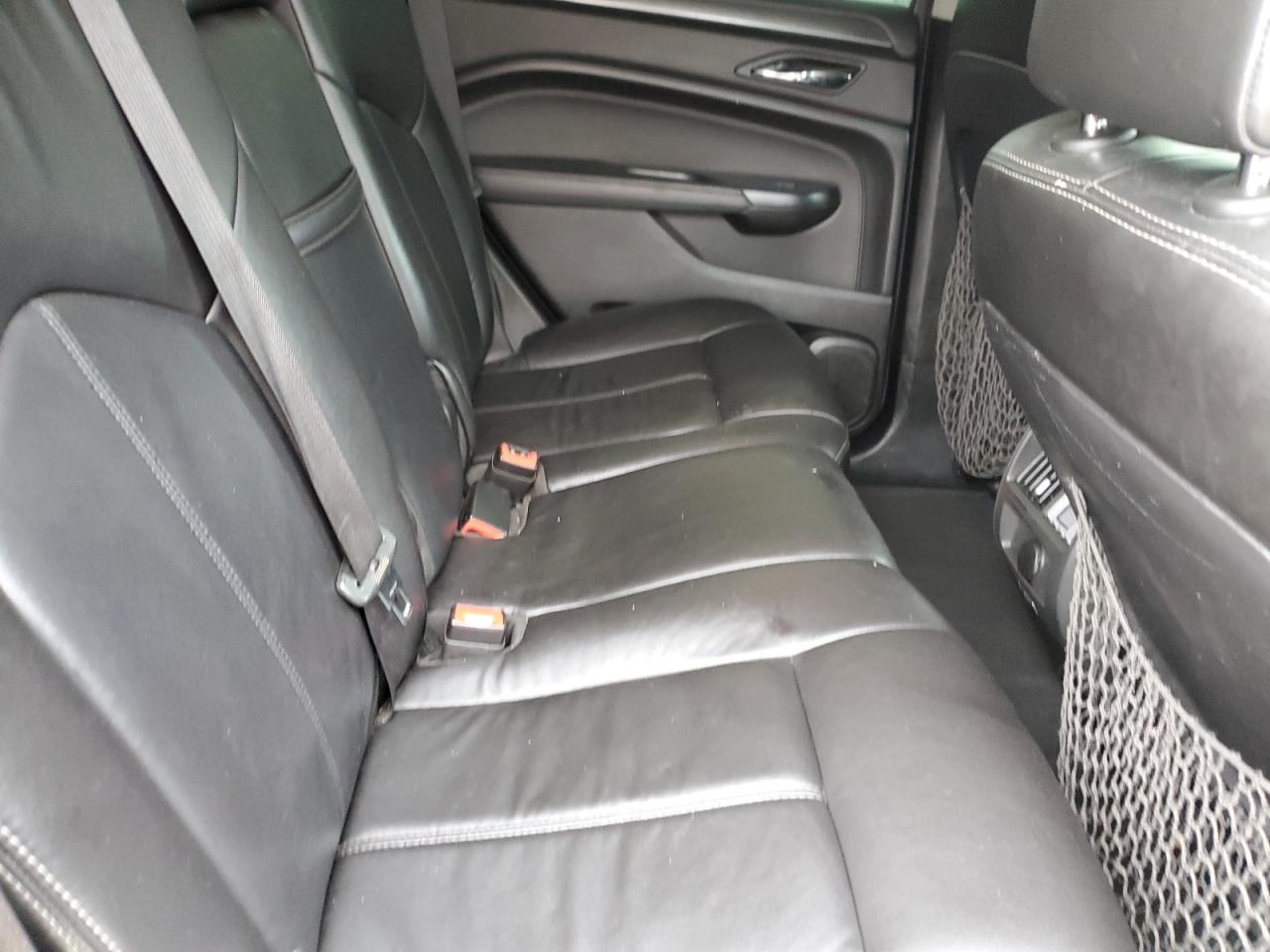 Cadillac SRX Image 12