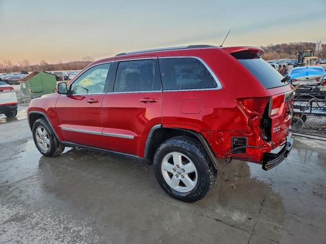 Jeep Grand Cherokee Laredo Image 2