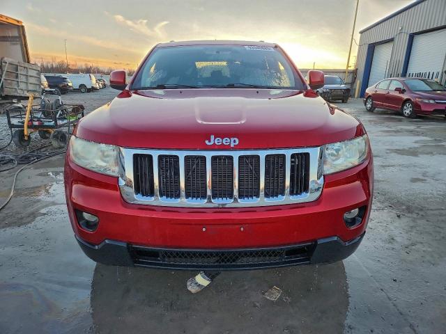 Jeep Grand Cherokee Laredo Image 6