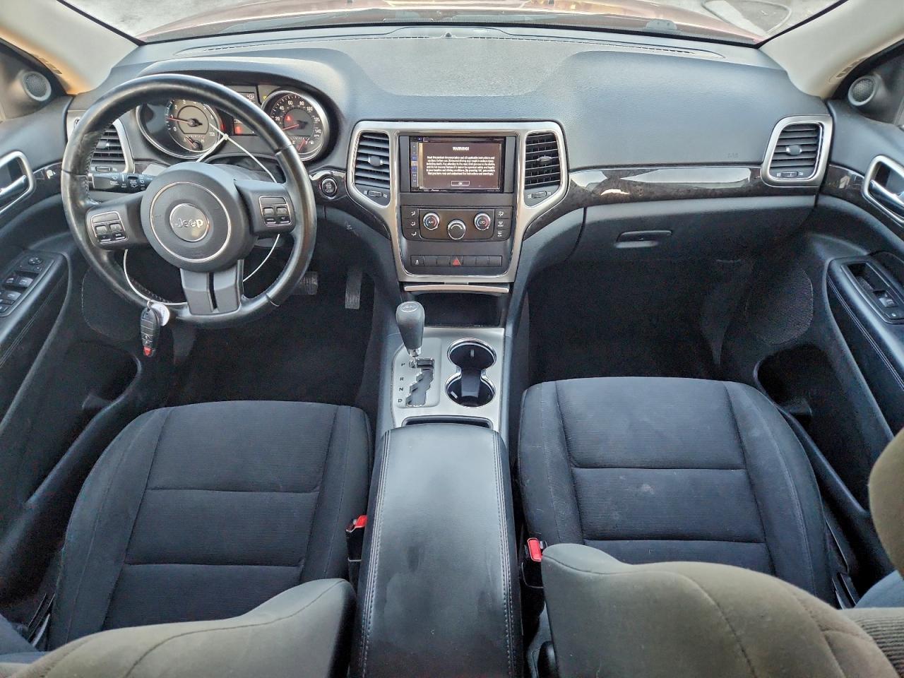 Jeep Grand Cherokee Laredo Image 7