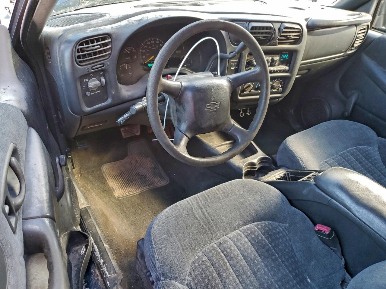 Chevrolet S-10 S10 Image 2