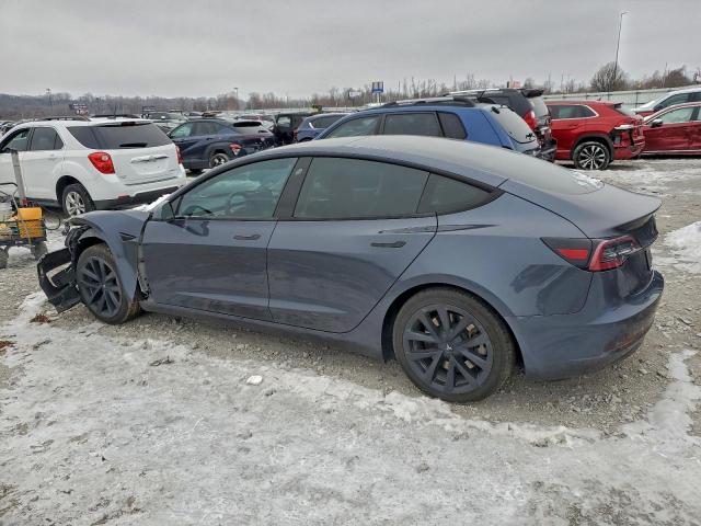 Tesla Model 3 Image 2