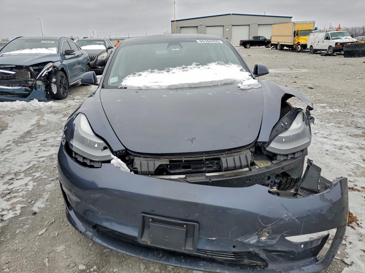 Tesla Model 3 Image 3