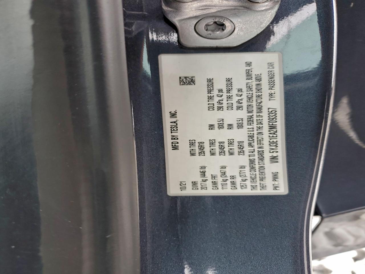 Tesla Model 3 Image 10