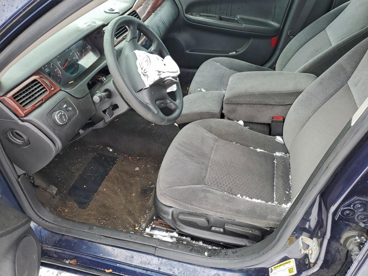 Chevrolet Impala Lt Image 8