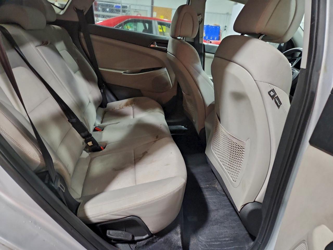 Hyundai TUCSON Sel Image 3