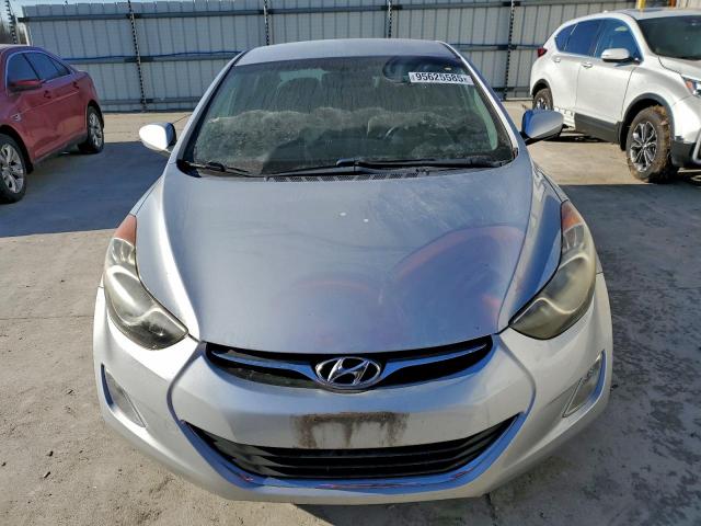 Hyundai ELANTRA Gls Image 9