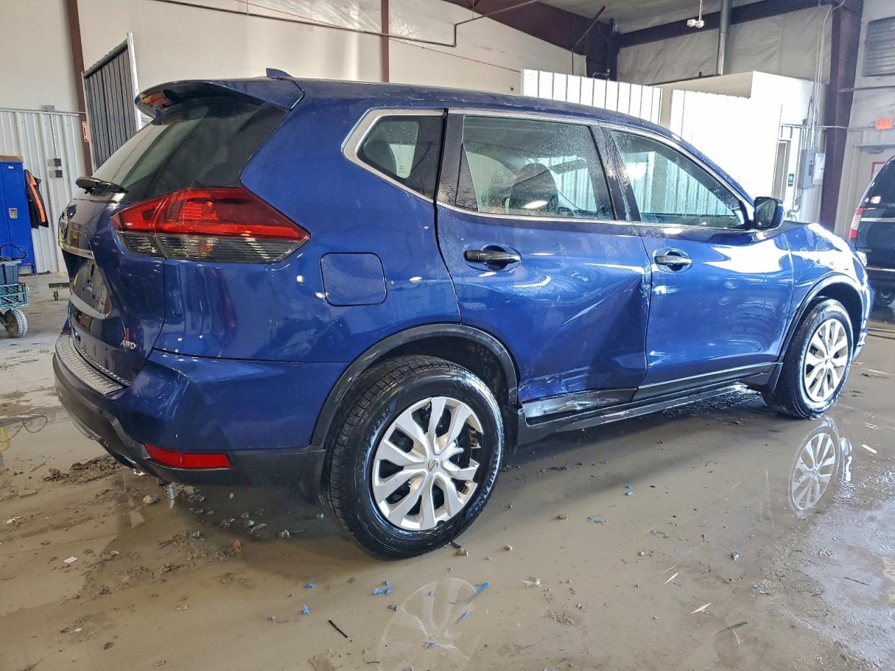 Nissan Rogue S Image 11