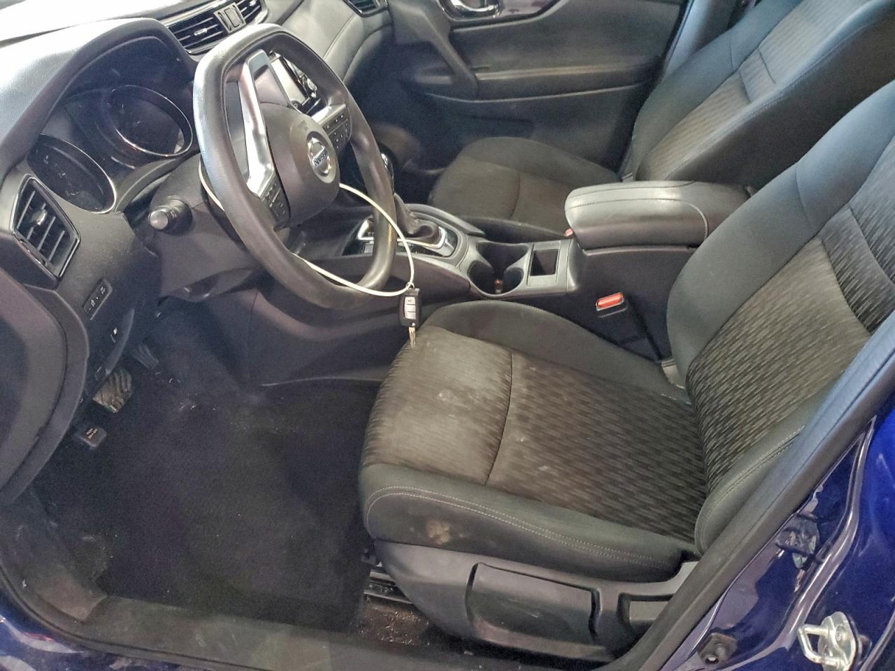 Nissan Rogue S Image 8