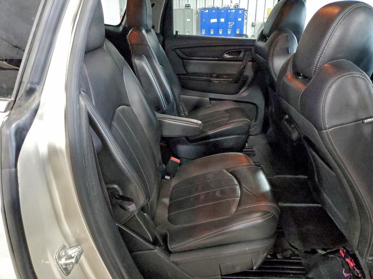 Chevrolet Traverse Ltz Image 10