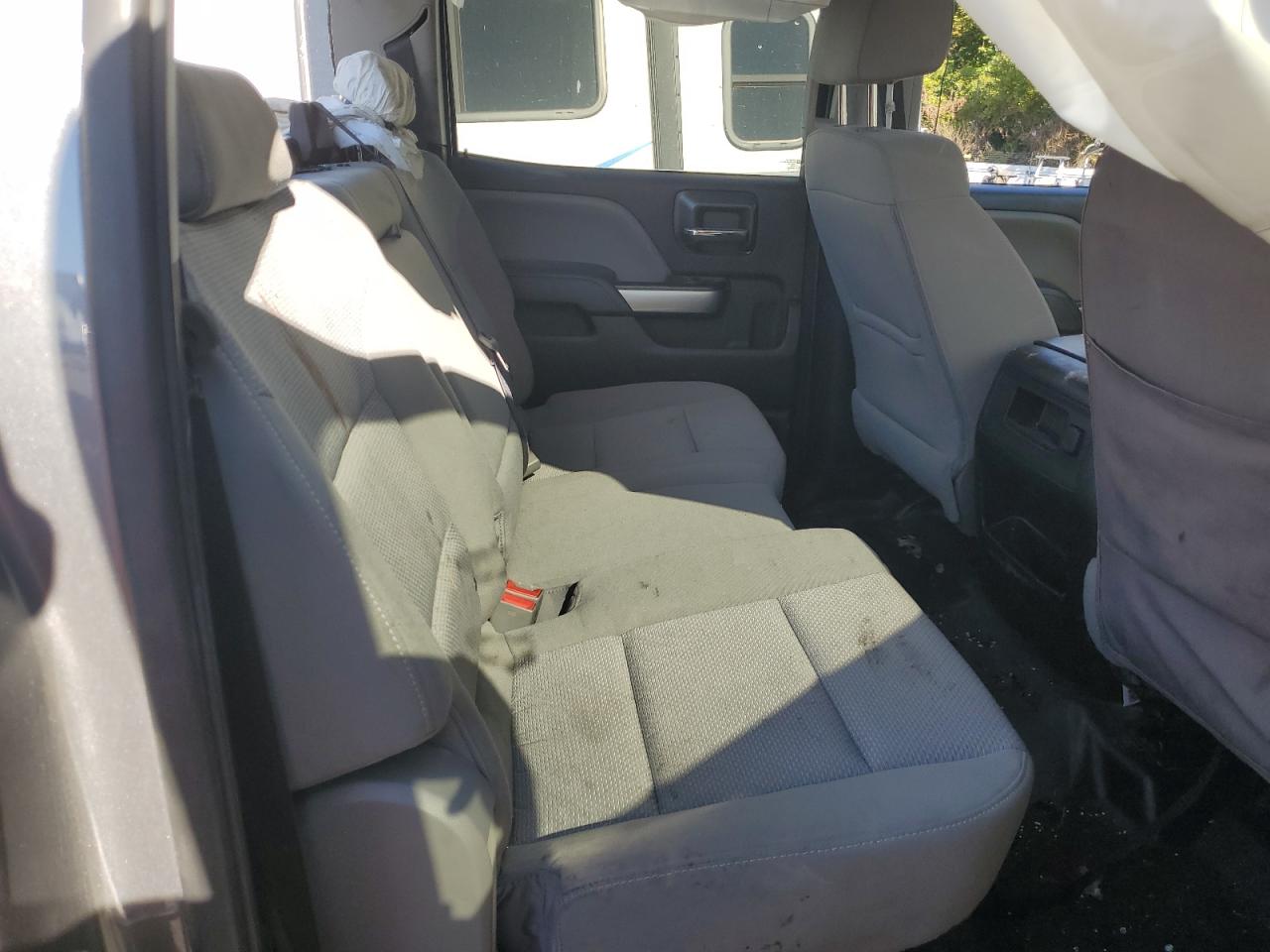 Chevrolet Silverado Image 9