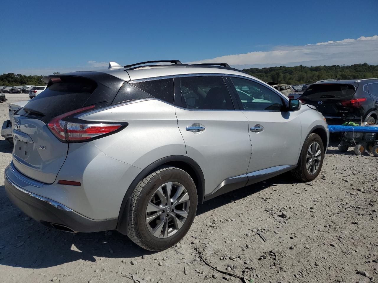 Nissan Murano S Image 2
