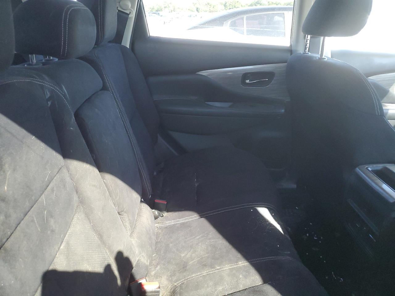 Nissan Murano S Image 12