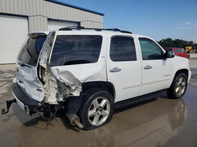 Chevrolet Tahoe K1500 Image 2