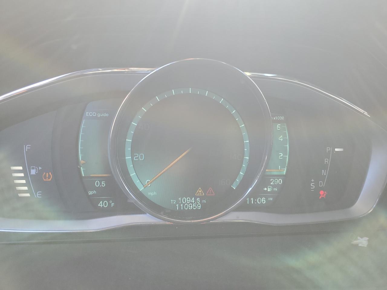 Volvo S60 Platinum Image 3