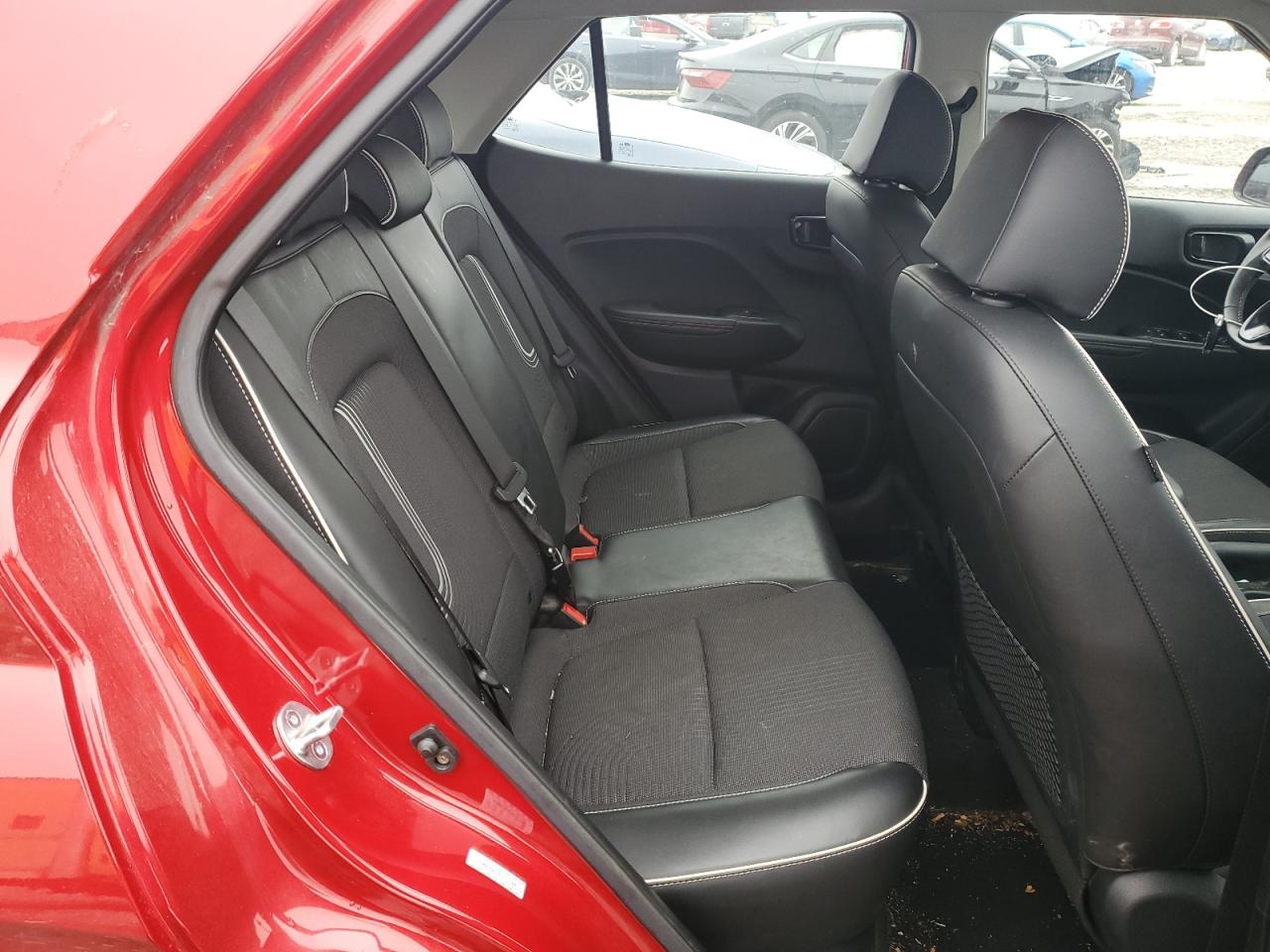 Hyundai VENUE Sel Image 2