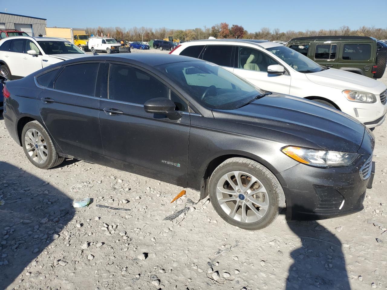 Ford Fusion Se Image 7