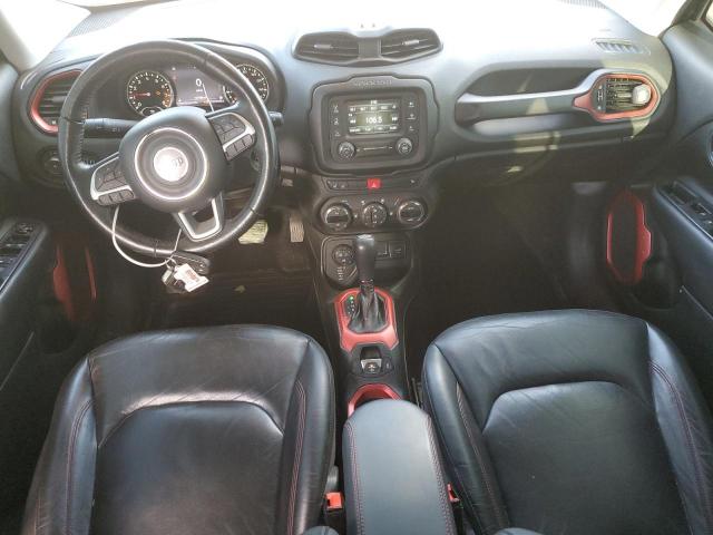 Jeep Renegade Trailhawk Image 9