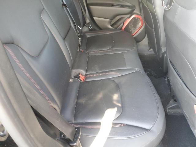 Jeep Renegade Trailhawk Image 7