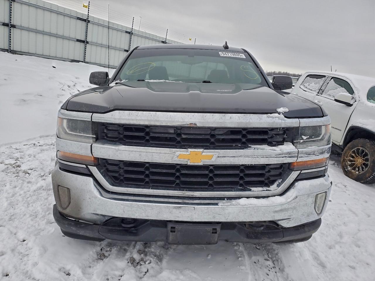 Chevrolet Silverado K1500 Lt Image 3