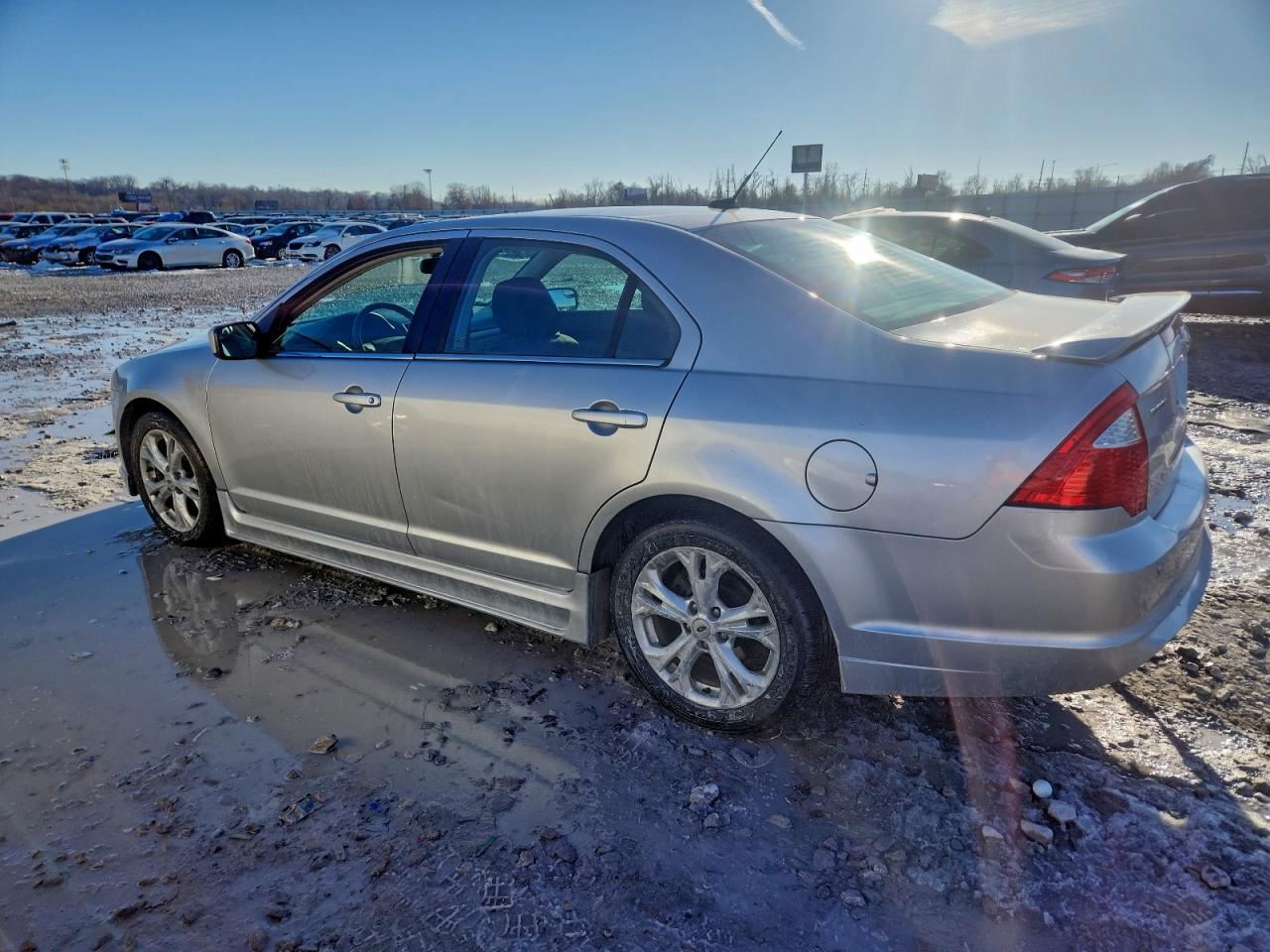 Ford Fusion Se Image 4