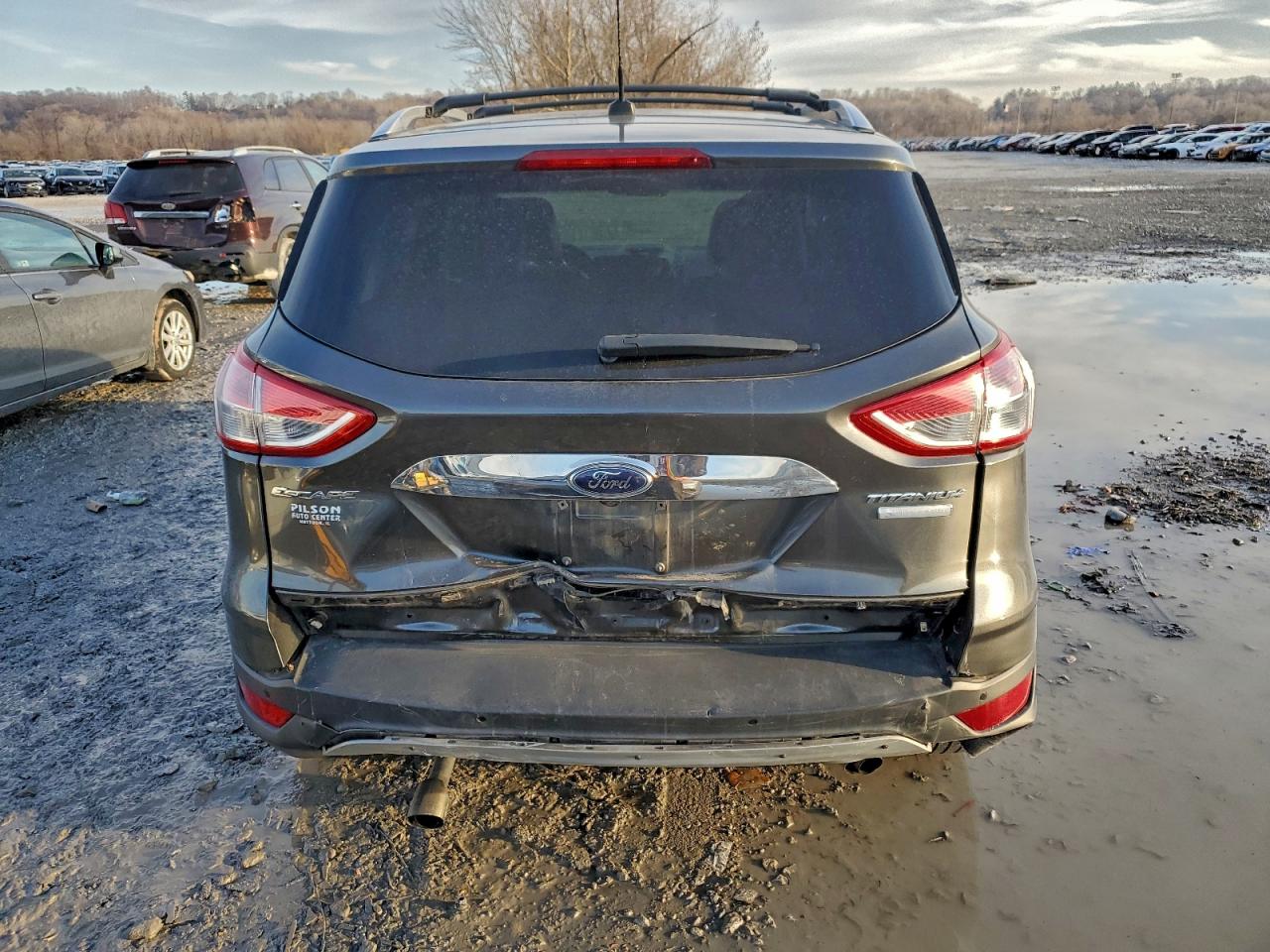 Ford Escape Titanium Image 12