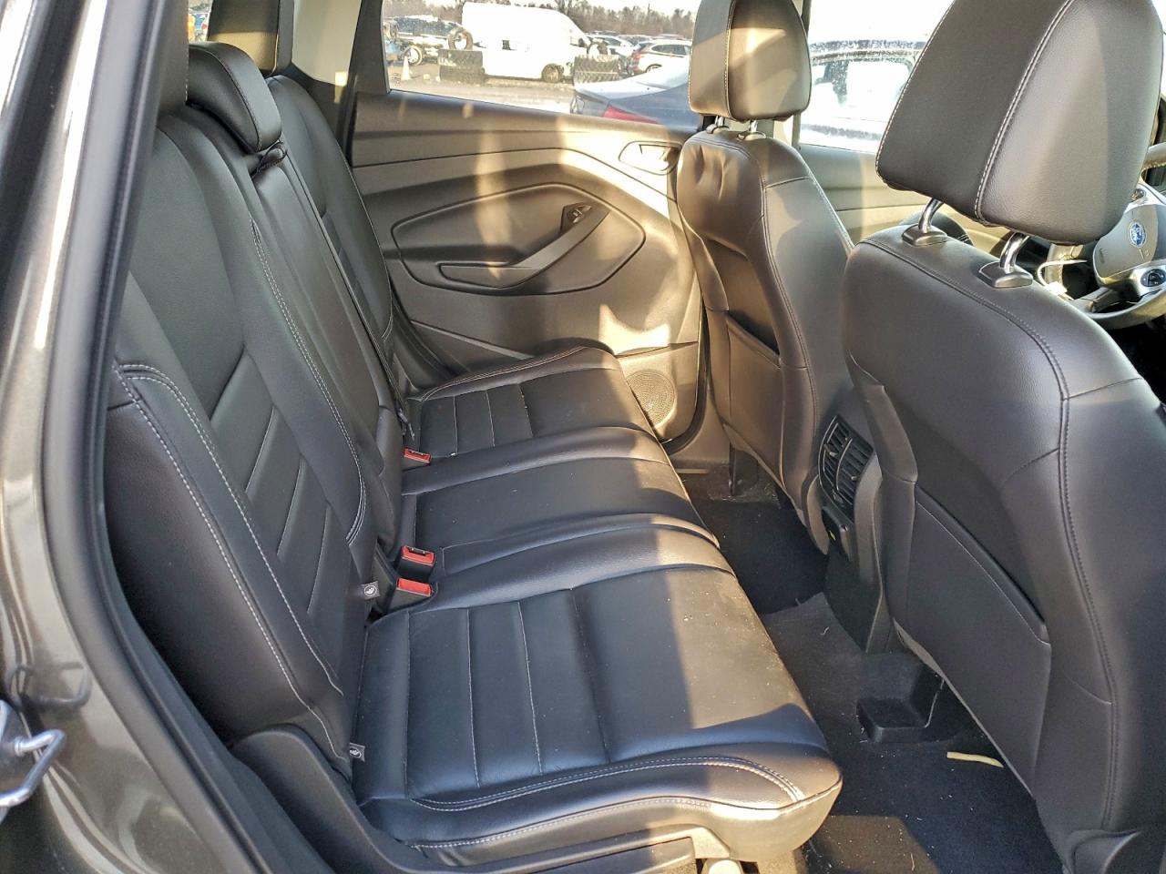 Ford Escape Titanium Image 7