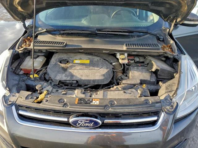 Ford Escape Titanium Image 10