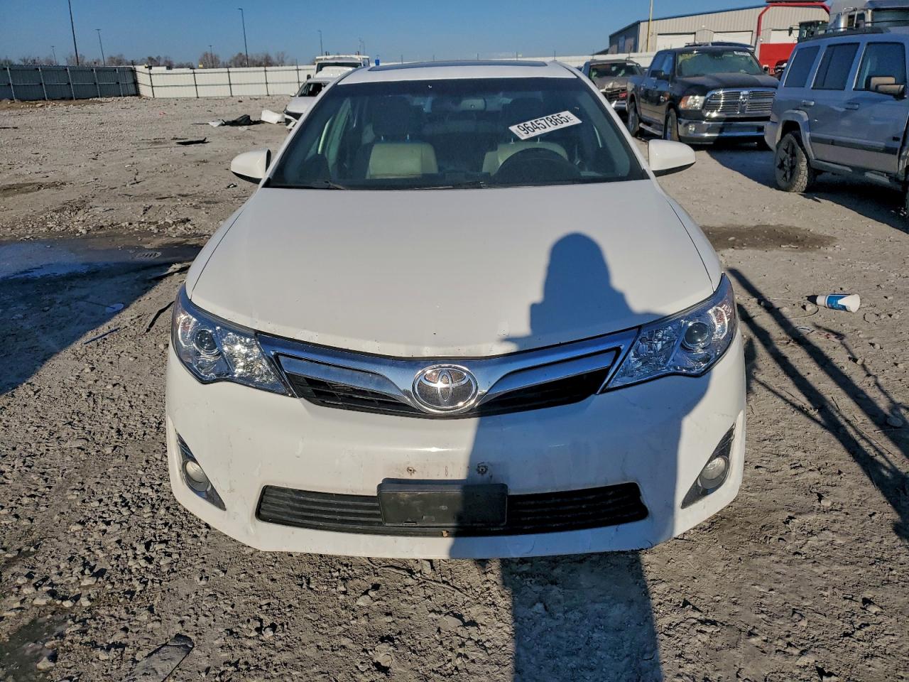 Toyota Camry Se Image 4