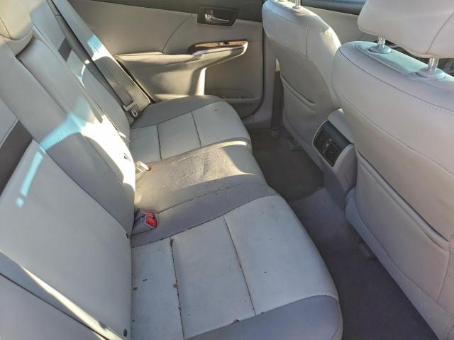 Toyota Camry Se Image 6