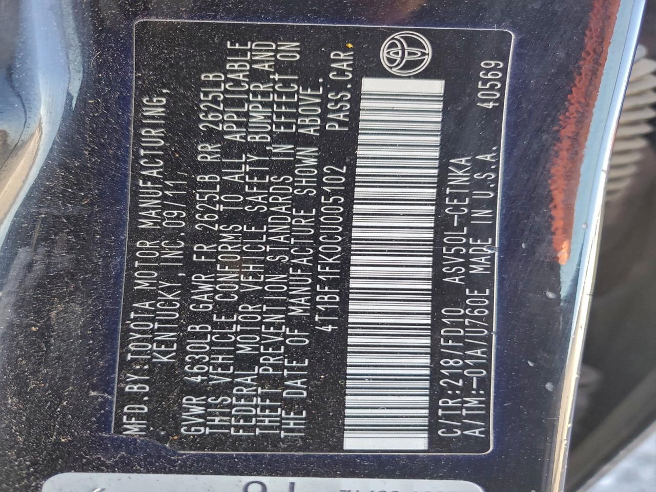 Toyota Camry Base Image 7