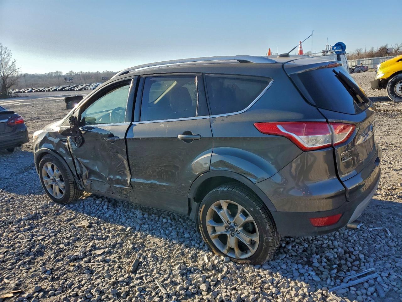 Ford Escape Titanium Image 4