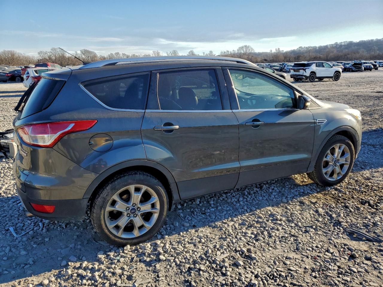 Ford Escape Titanium Image 2