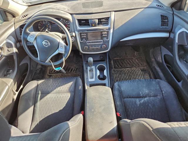 Nissan Altima 2.5 Image 10