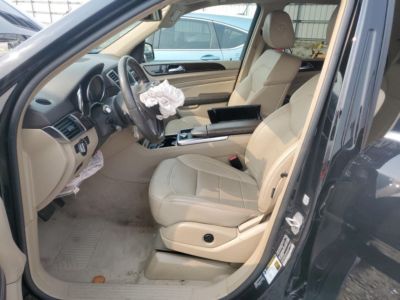 Mercedes-Benz M-Class 350 4matic Image 9